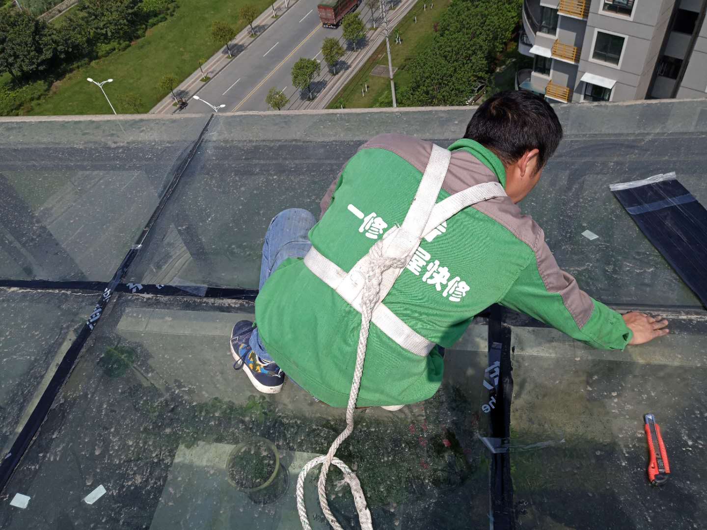 建筑屋頂防水怎么做,做法方法多少錢(qián),建筑屋頂防水施工方案