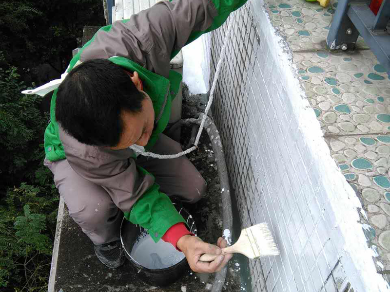 外墻飄窗防水處理，密封開裂墻面阻隔雨